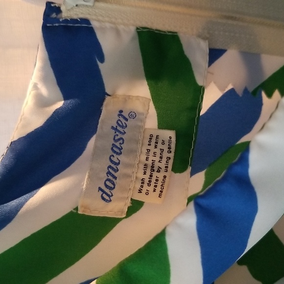 VINTAGE Doncaster Sun Dress with Wrap or Head Scarf, Size 12, $48 - Picture 7 of 14